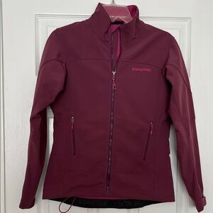 Patagonia XS Women's Deep Plum Hiking Jacket